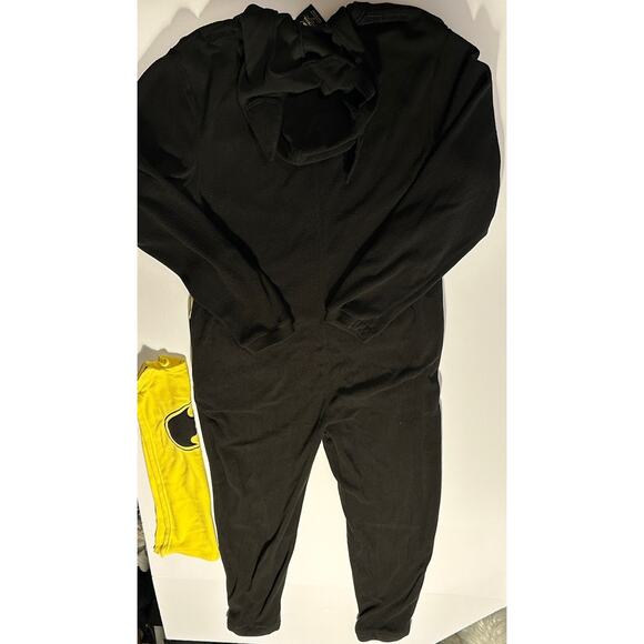Batman Costume w/ Cape Footless Mens Fleece Pajamas Suit Medium - Picture 2 of 11